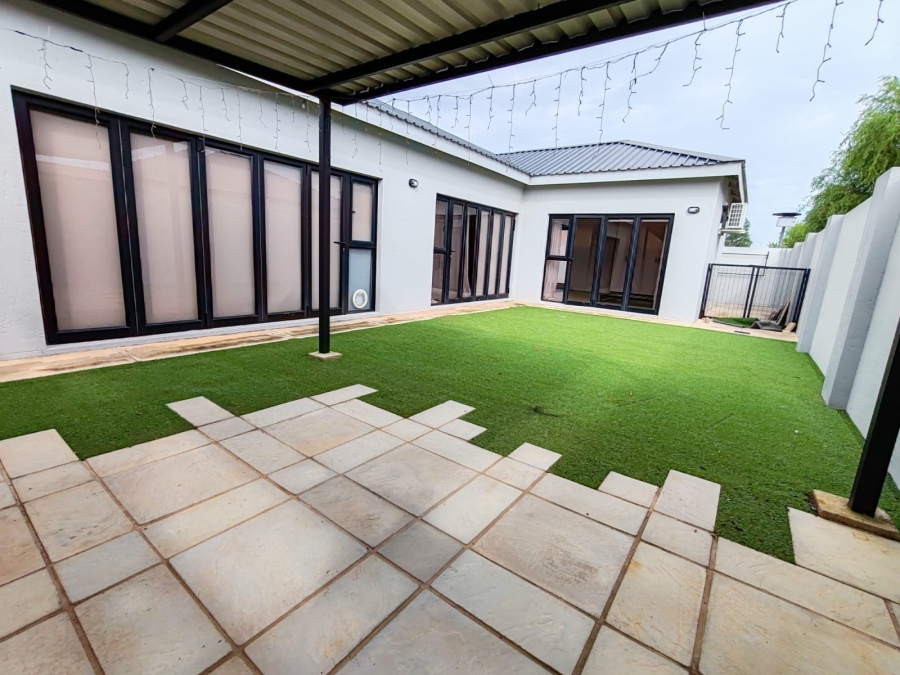 2 Bedroom Property for Sale in Waterberry Estate North West